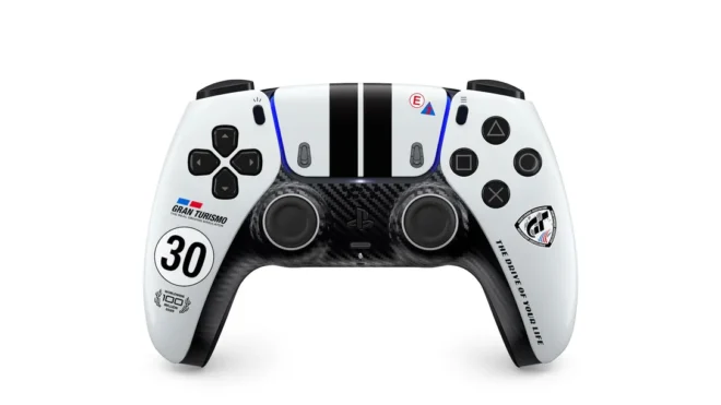 Gran Turismo 7 celebra 30 anos da franquia com DualSense exclusivo e atualização gratuita